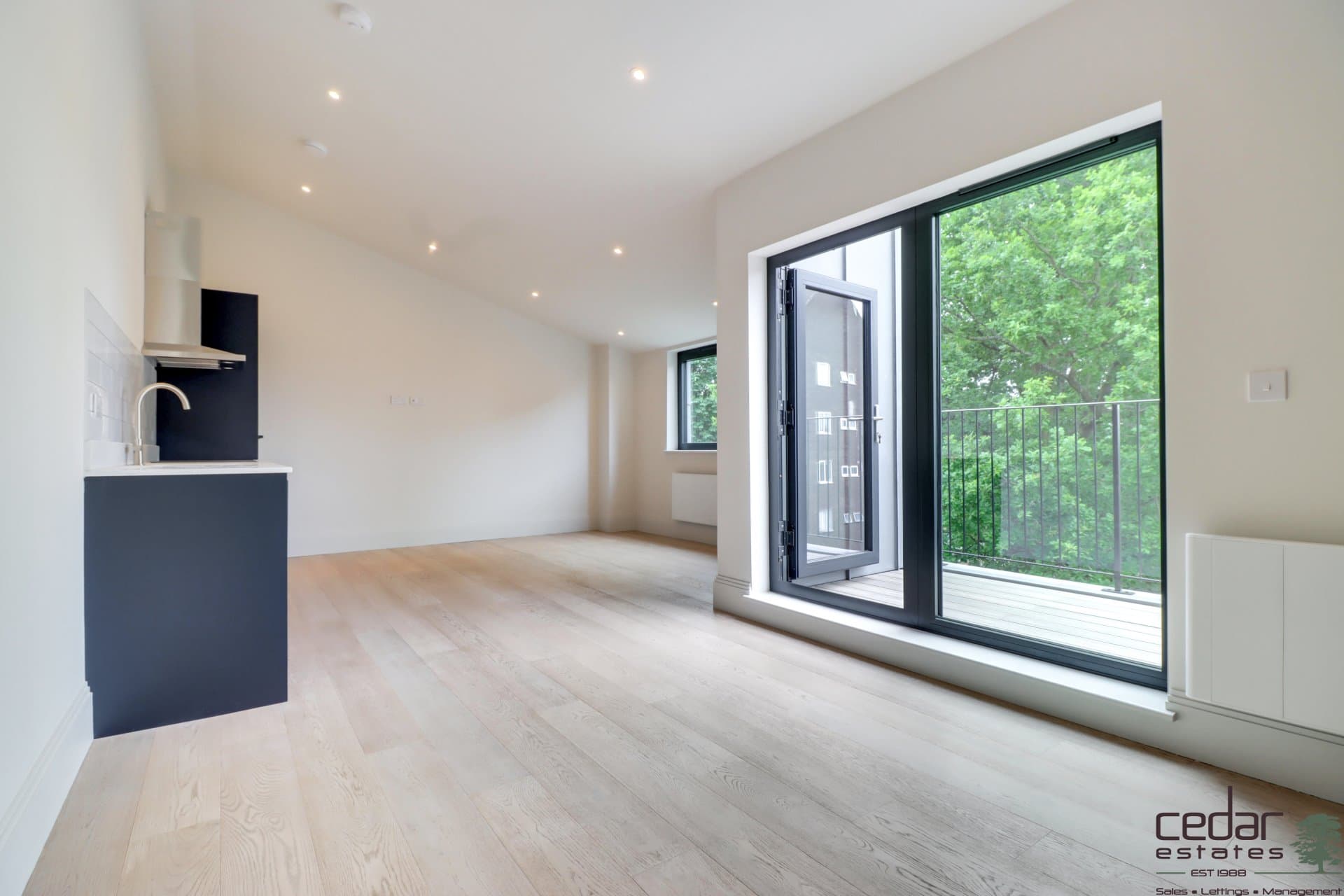 Great North Road, London, N2 0NY