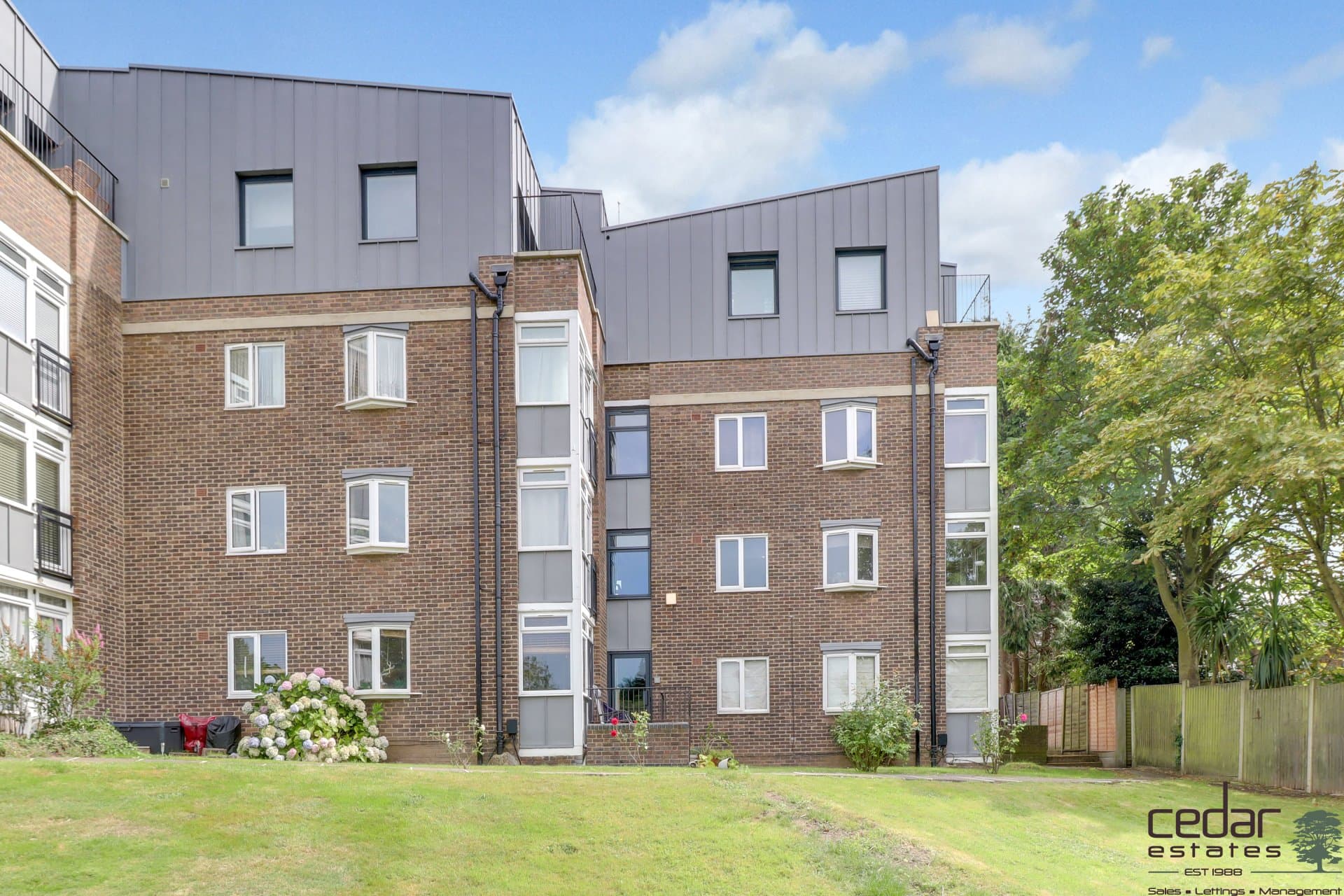 Great North Road, London, N2 0NY