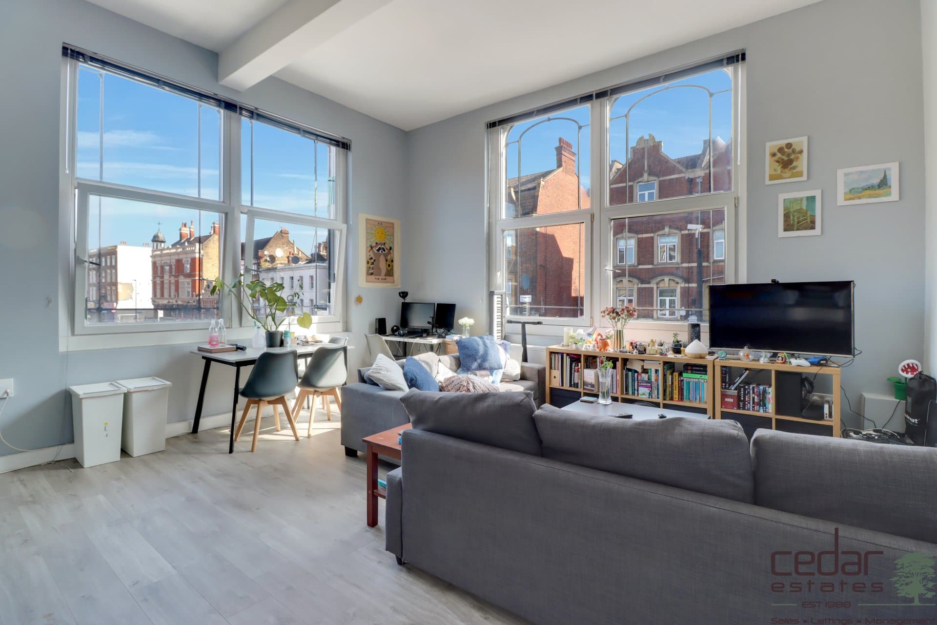 Kilburn High Road, London, NW6 7JN