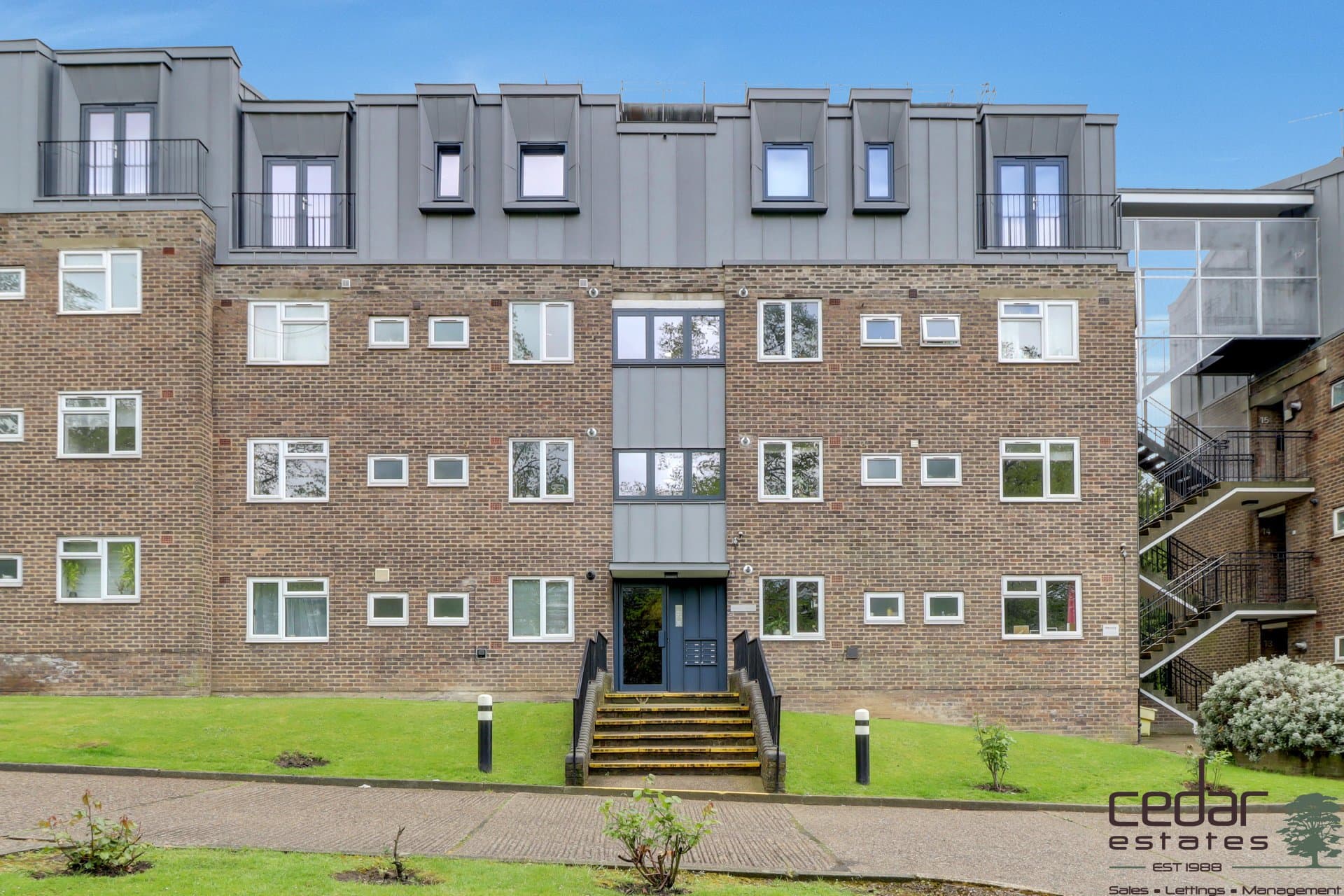 Great North Road, London, N2 0NY