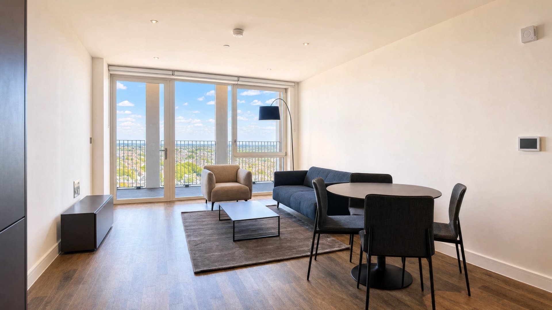 Aukland Road, London, E10 5ZA