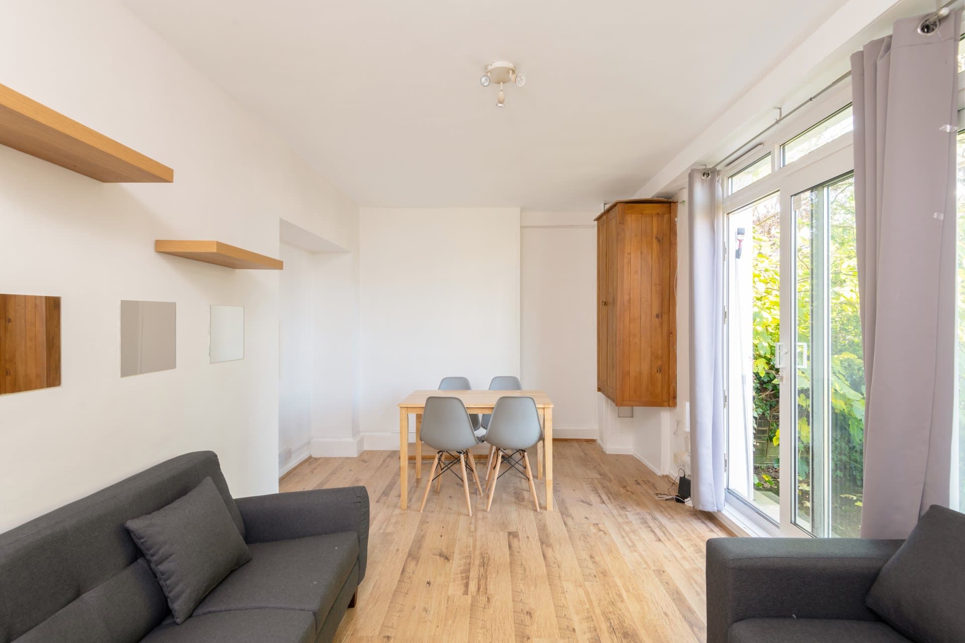 Boundary Road, London, NW8 0RX