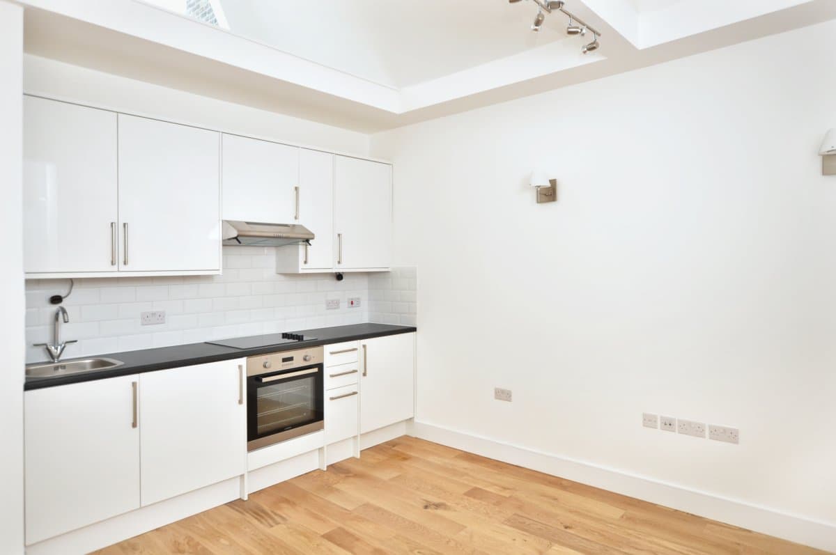 Beehive Place, London, SW9 7QR