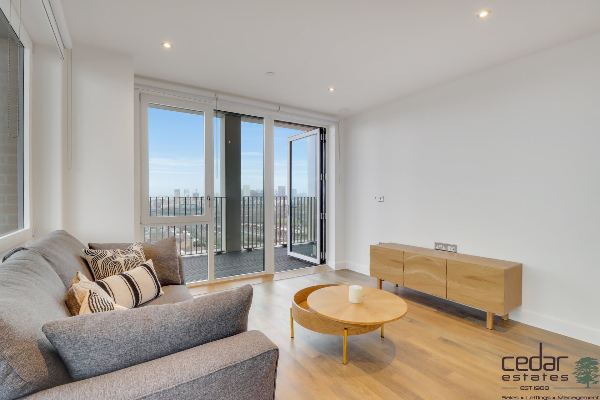 Auckland Road, Greater London, Leyton, E10 5ZA