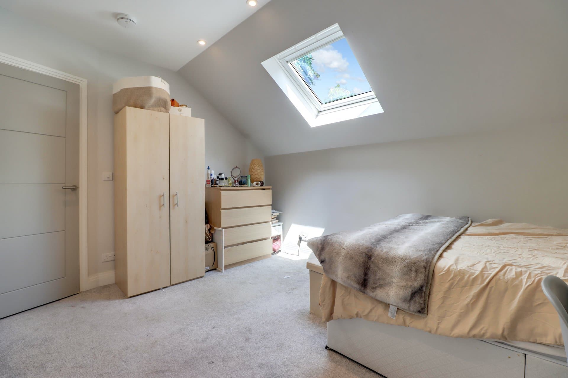 Malvern Road, Kilburn Park, London, Greater London, NW6 5PU