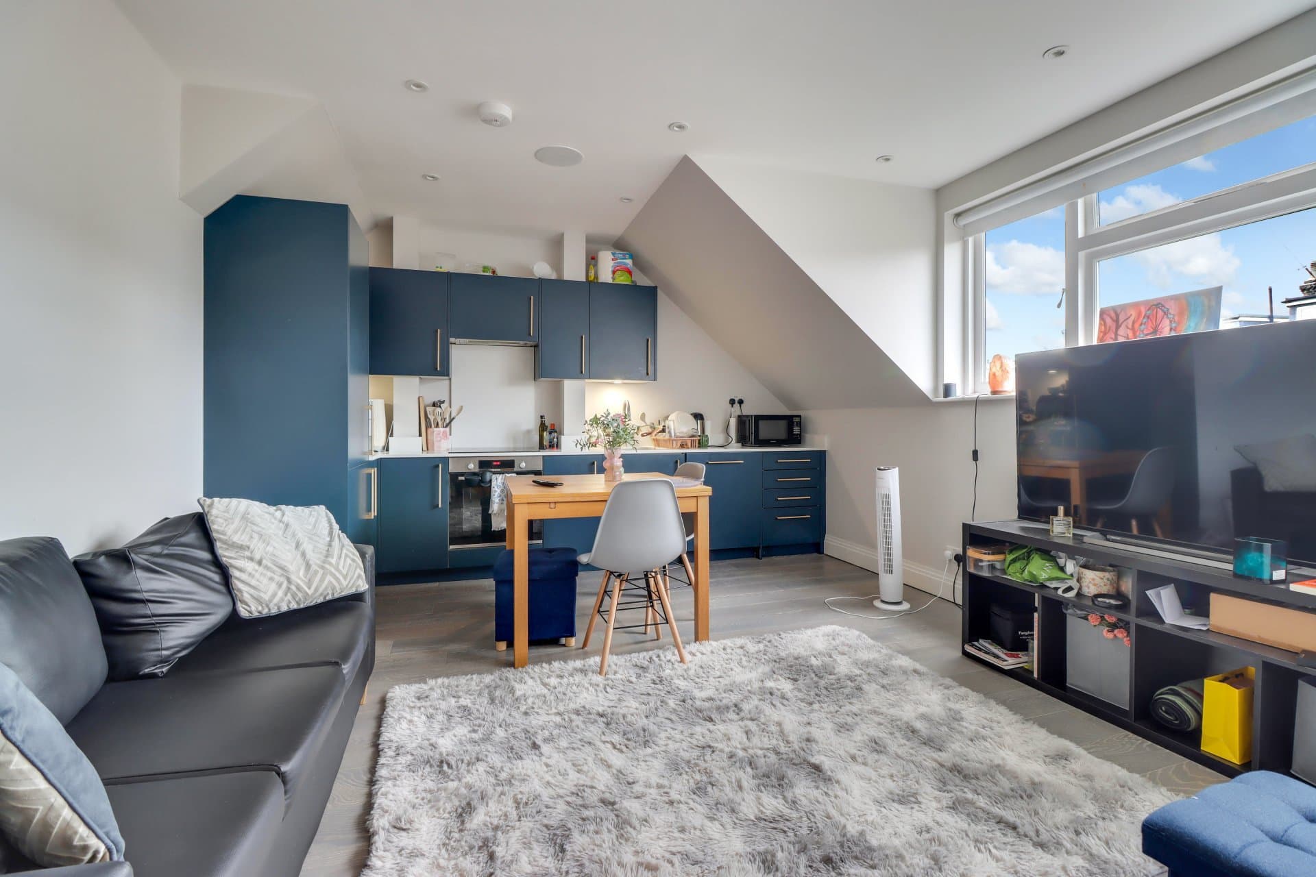 Malvern Road, Maida Vale, London, Greater London, NW6 5PU